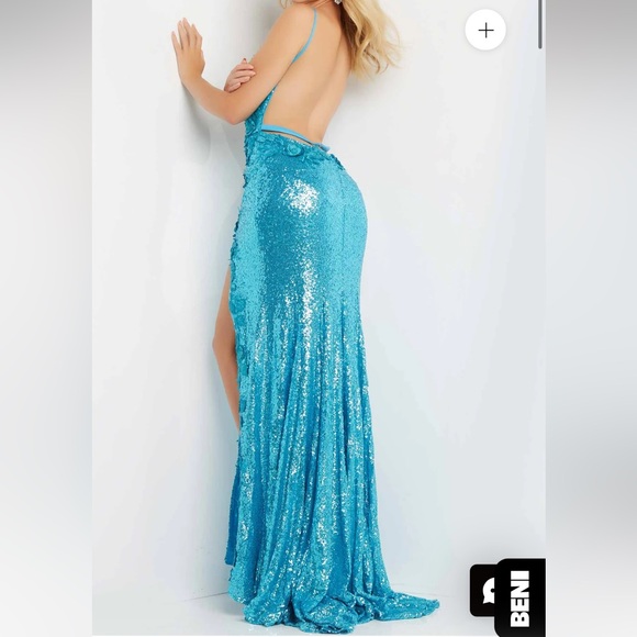 New With Tags Aqua Jovani 1012 V Neck Sequin Floral Slit Backless Prom Gown - Picture 2 of 13